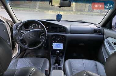 Седан Kia Clarus 1998 в 