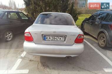 Седан Kia Clarus 1998 в 