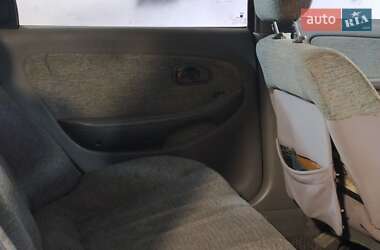 Седан Kia Clarus 1997 в 