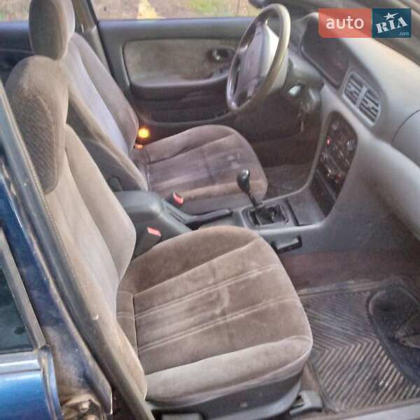 Седан Kia Clarus 1997 в Светловодске фото Седан Kia Clarus 1997 в Светловодске