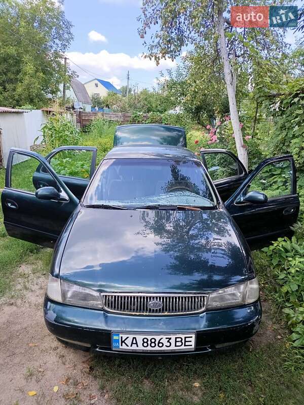 Седан Kia Clarus 1997 в Києві