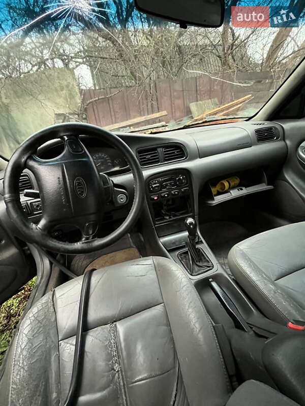 Седан Kia Clarus 1997 в Андріївці