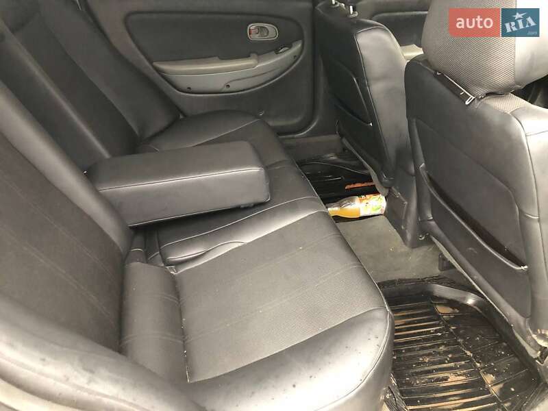 Седан Kia Clarus 1998 в Харькове