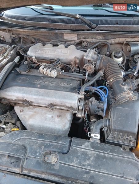 Седан Kia Clarus 1999 в Піщанці