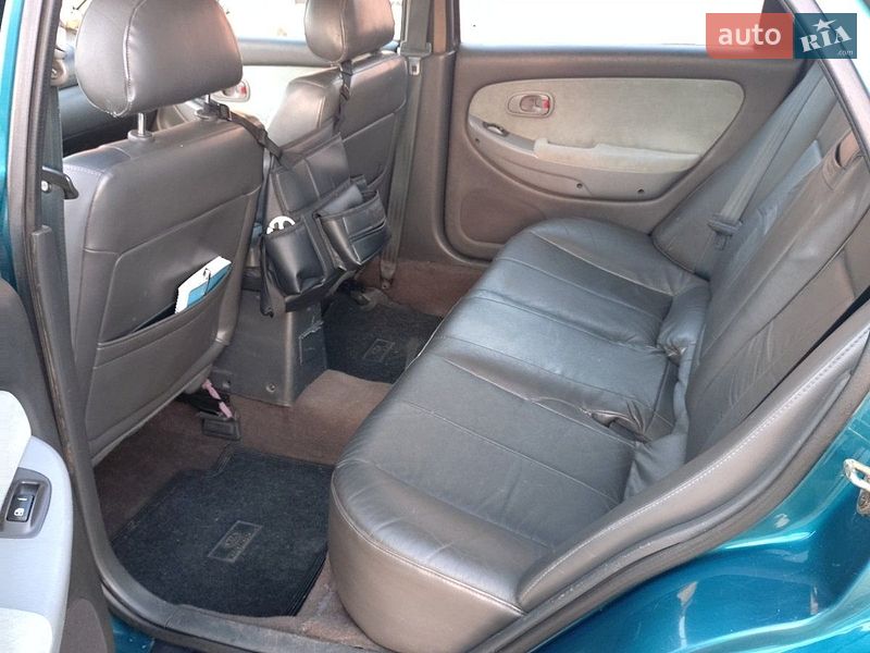 Седан Kia Clarus 1998 в Нетешине