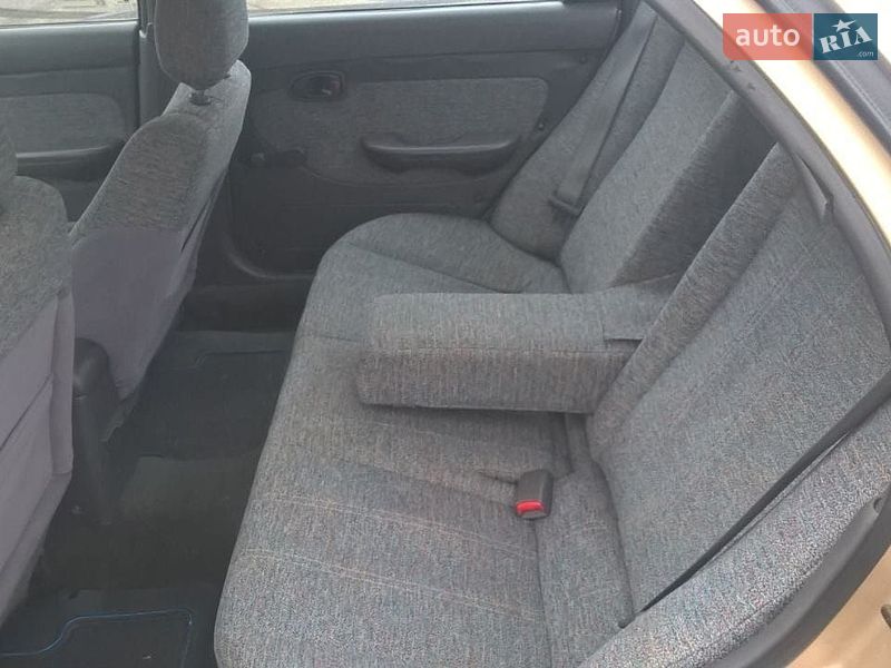 Седан Kia Clarus 1997 в Черкассах