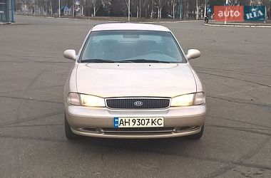 Седан Kia Clarus 1997 в Черкассах