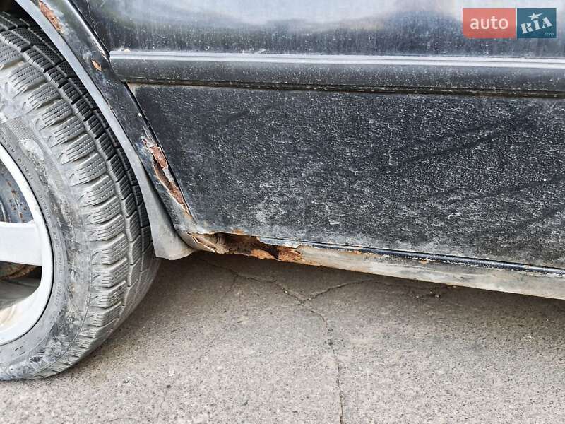 Седан Kia Credos 1998 в Краматорске