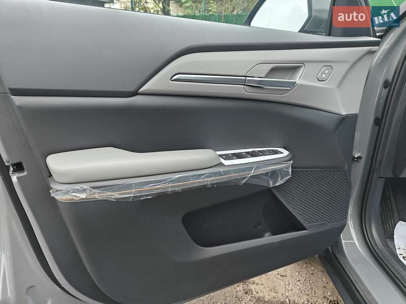 Позашляховик / Кросовер Kia EV5 2025 в Києві