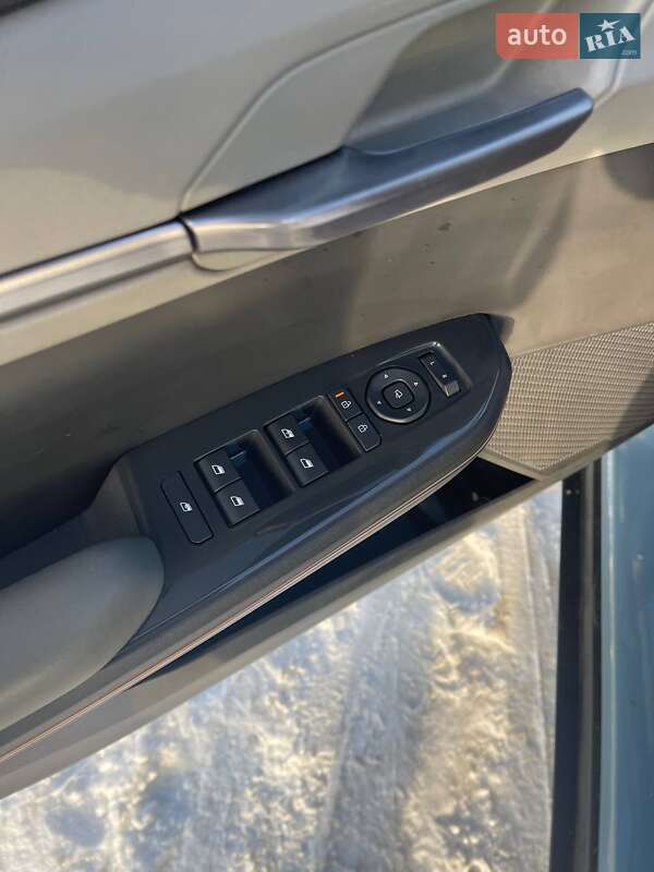 Внедорожник / Кроссовер Kia EV5 2024 в Львове