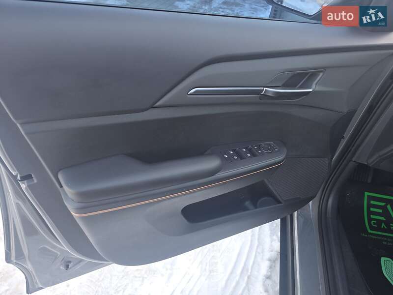 Внедорожник / Кроссовер Kia EV5 2023 в Ивано-Франковске