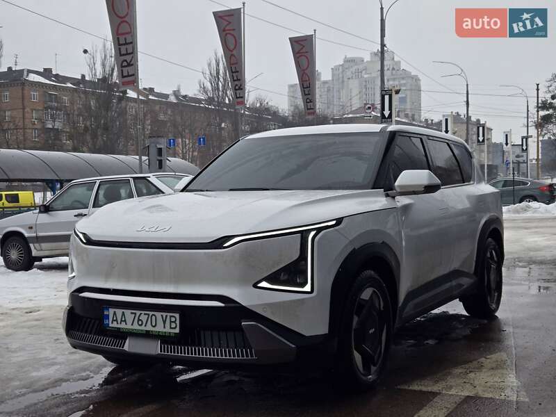 Позашляховик / Кросовер Kia EV5 2024 в Києві