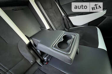 Внедорожник / Кроссовер Kia EV6 2022 в 