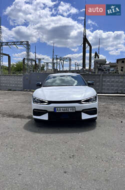Позашляховик / Кросовер Kia EV6 2021 в 