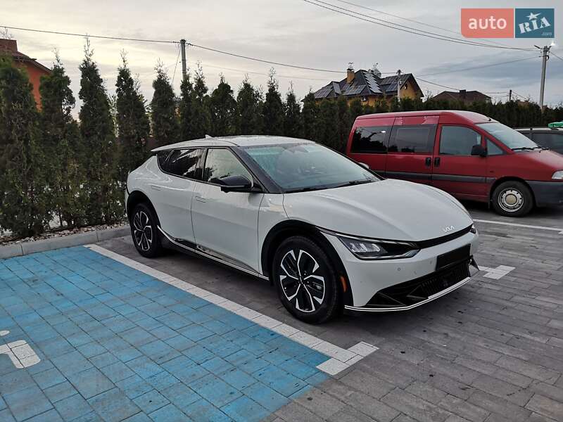 Внедорожник / Кроссовер Kia EV6 2022 в Луцке