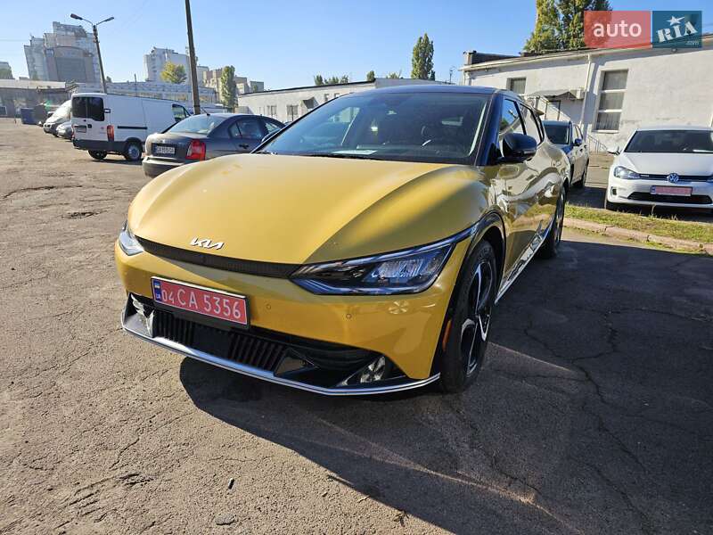 Внедорожник / Кроссовер Kia EV6 2022 в 