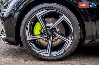 Внедорожник / Кроссовер Kia EV6 2022 в 