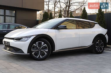 Внедорожник / Кроссовер Kia EV6 2022 в 