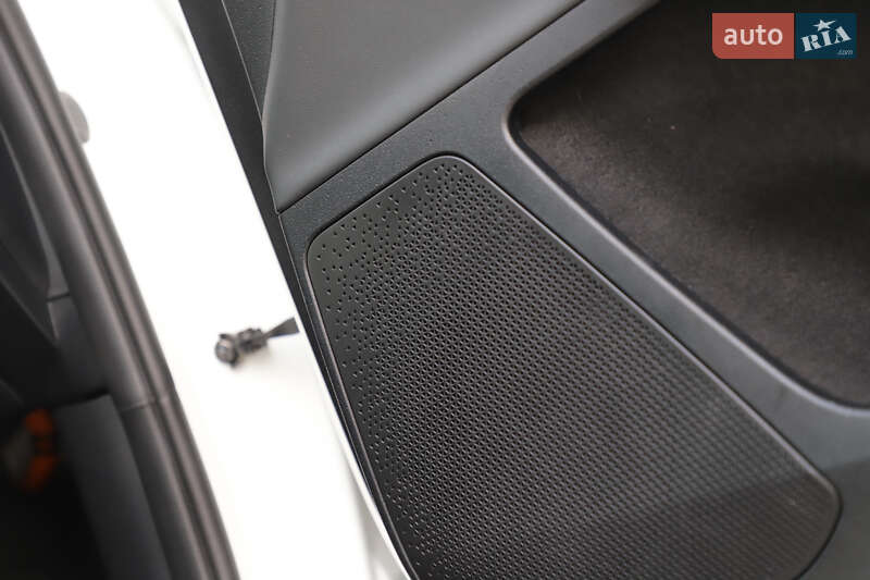 Внедорожник / Кроссовер Kia EV6 2022 в Дрогобыче