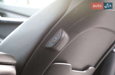 Внедорожник / Кроссовер Kia EV6 2022 в 