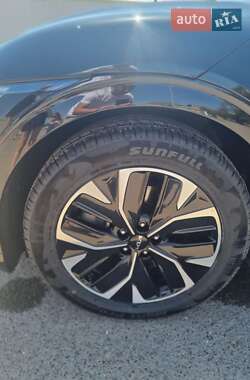 Внедорожник / Кроссовер Kia EV6 2021 в 
