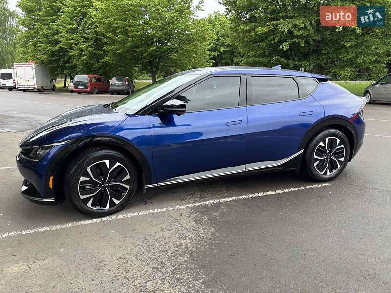 Позашляховик / Кросовер Kia EV6 2022 в 