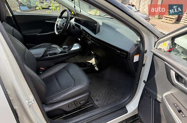 Внедорожник / Кроссовер Kia EV6 2022 в 