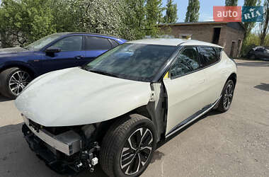 Внедорожник / Кроссовер Kia EV6 2022 в 