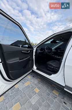Позашляховик / Кросовер Kia EV6 2022 в 