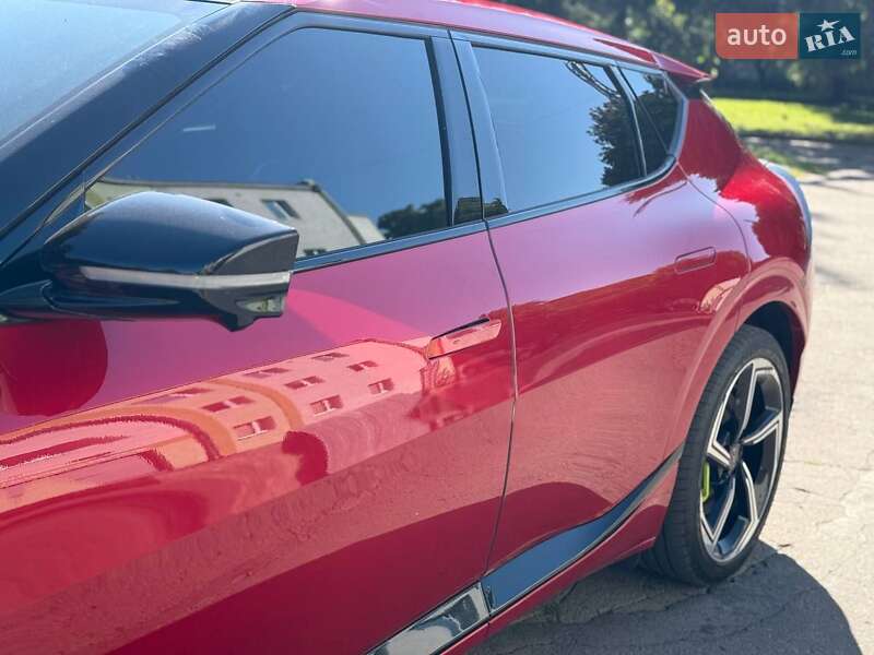 Внедорожник / Кроссовер Kia EV6 2023 в Ровно