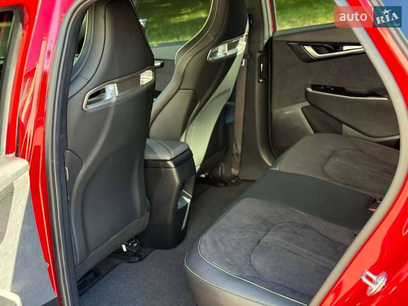 Внедорожник / Кроссовер Kia EV6 2023 в Ровно