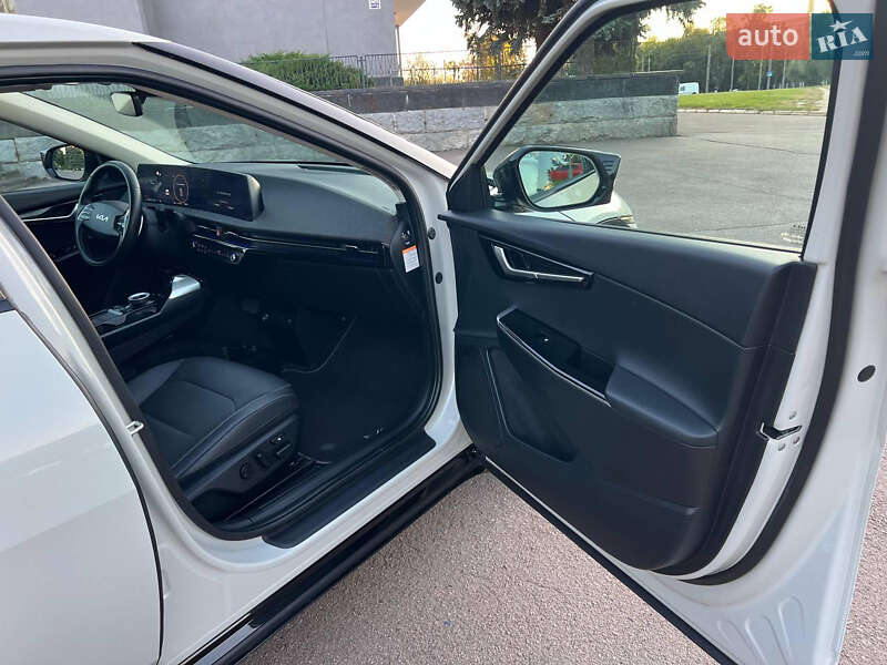 Внедорожник / Кроссовер Kia EV6 2021 в Ровно