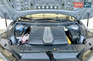 Внедорожник / Кроссовер Kia EV6 2022 в 