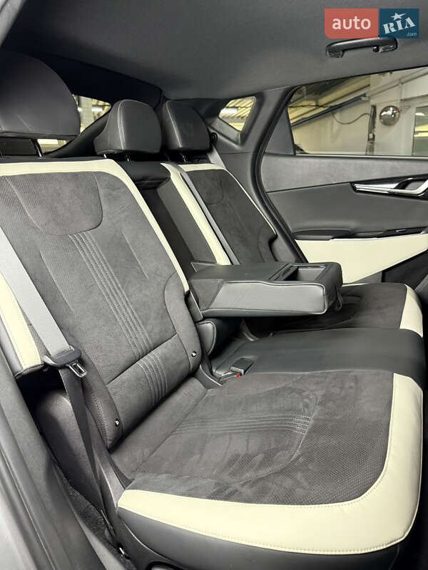 Внедорожник / Кроссовер Kia EV6 2024 в Одессе