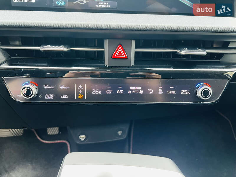 Внедорожник / Кроссовер Kia EV6 2022 в Киеве