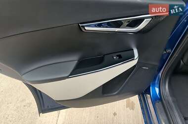 Внедорожник / Кроссовер Kia EV6 2022 в 