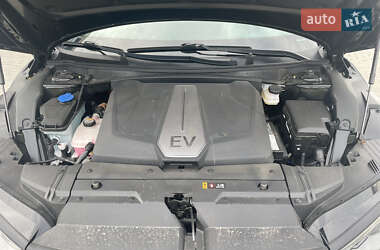 Внедорожник / Кроссовер Kia EV6 2022 в 