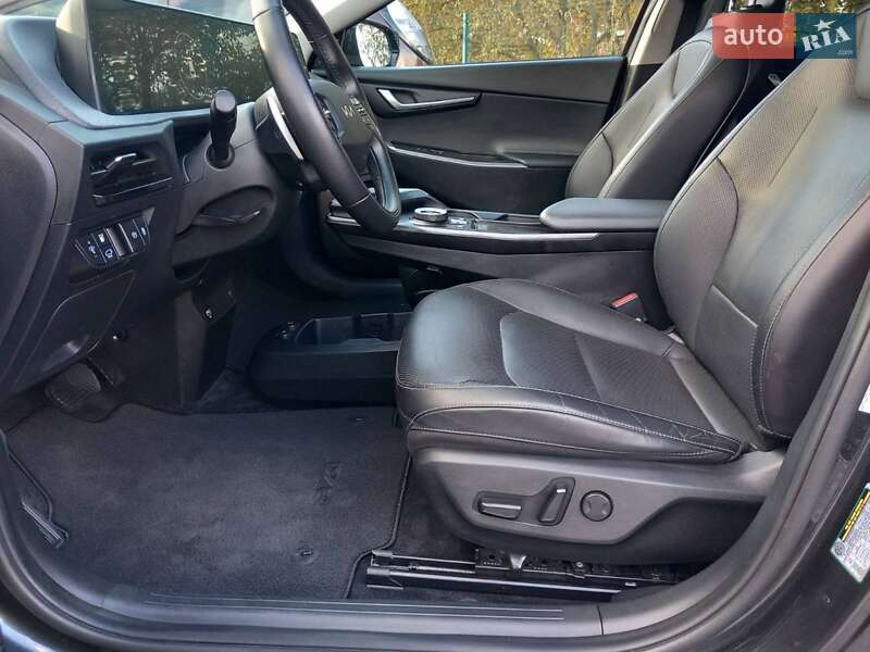 Позашляховик / Кросовер Kia EV6 2022 в Луцьку фото 19 Позашляховик / Кросовер Kia EV6 2022 в Луцьку