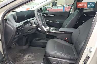 Позашляховик / Кросовер Kia EV6 2024 в 