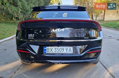 Позашляховик / Кросовер Kia EV6 2023 в  фото 4 Позашляховик / Кросовер Kia EV6 2023 в
