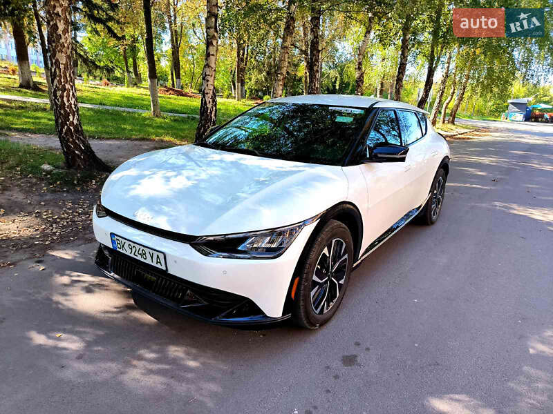 Позашляховик / Кросовер Kia EV6 2023 в Рівному фото Позашляховик / Кросовер Kia EV6 2023 в Рівному