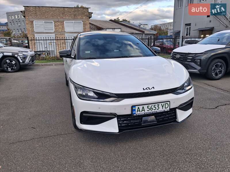 Внедорожник / Кроссовер Kia EV6 2022 в Киеве