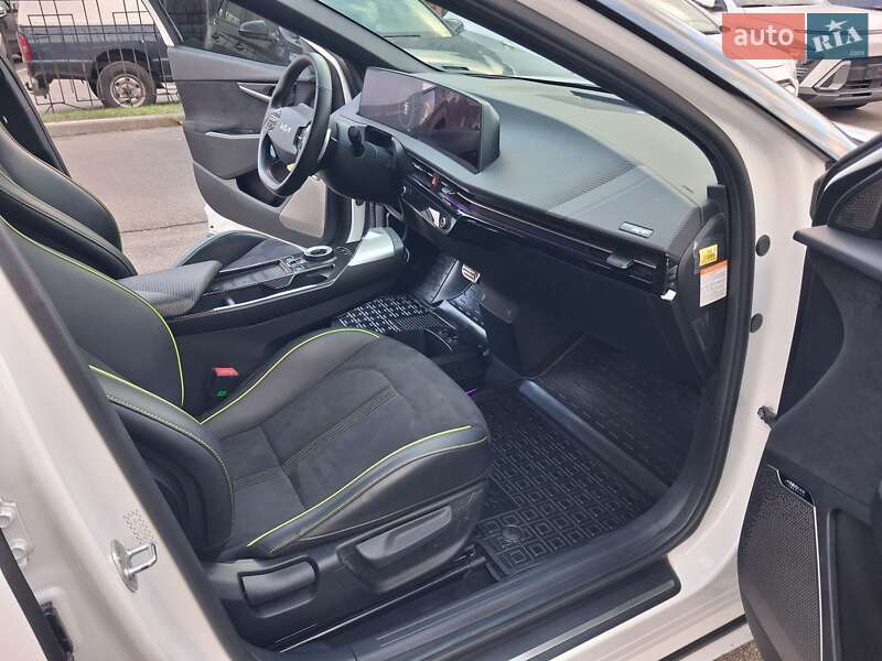 Внедорожник / Кроссовер Kia EV6 2022 в Киеве