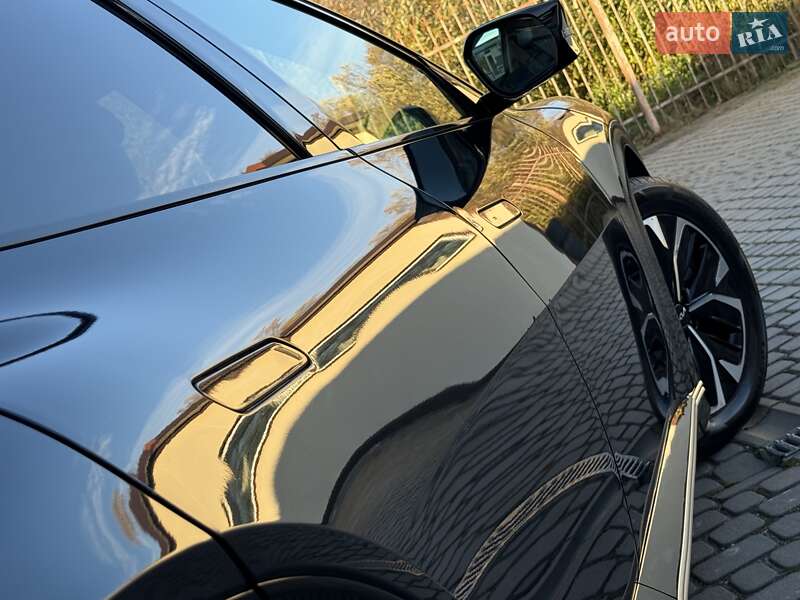 Внедорожник / Кроссовер Kia EV6 2023 в Дрогобыче