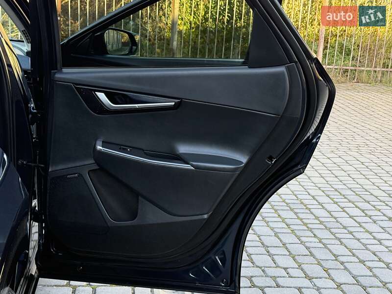 Внедорожник / Кроссовер Kia EV6 2023 в Дрогобыче