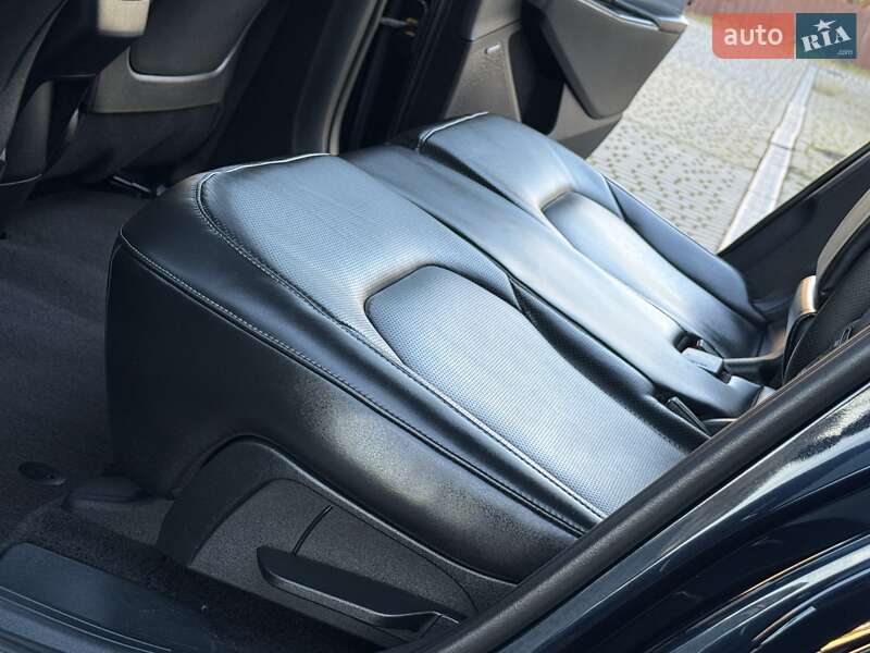 Внедорожник / Кроссовер Kia EV6 2023 в Дрогобыче