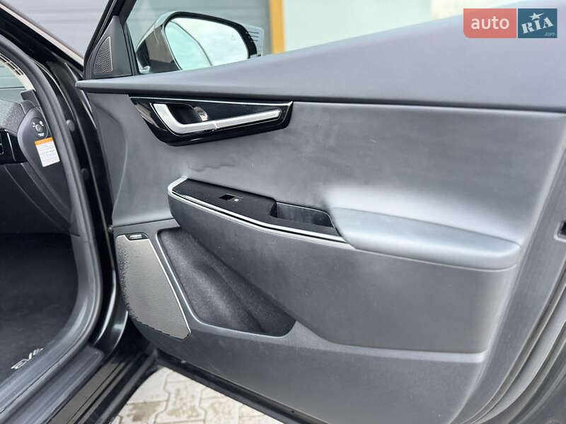 Внедорожник / Кроссовер Kia EV6 2023 в Ровно фото 27 Внедорожник / Кроссовер Kia EV6 2023 в Ровно