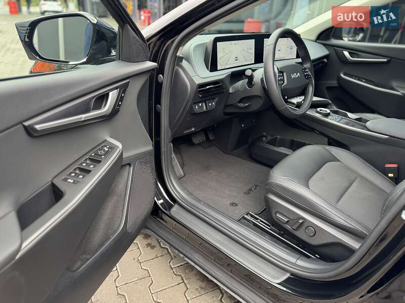 Внедорожник / Кроссовер Kia EV6 2024 в Ровно