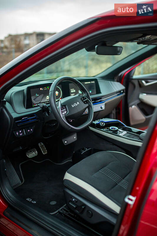 Позашляховик / Кросовер Kia EV6 2024 в Дубні