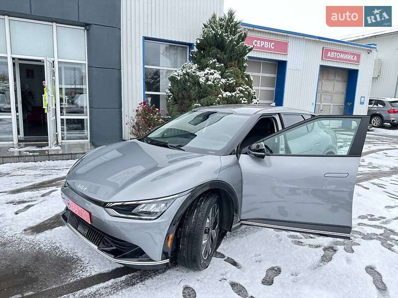 Позашляховик / Кросовер Kia EV6 2024 в Рівному
